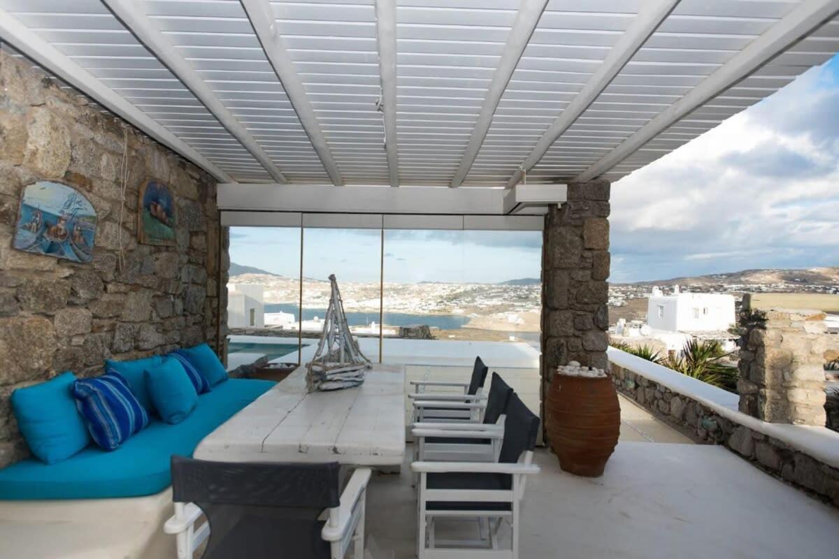 Villa Gorgeous W Ocean Views And Shared Pools
