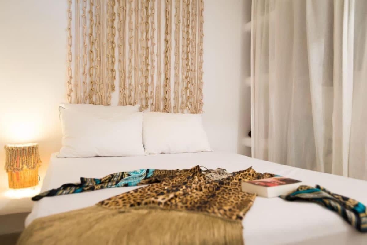 Villa Gorgeous W Ocean Views And Shared Pools